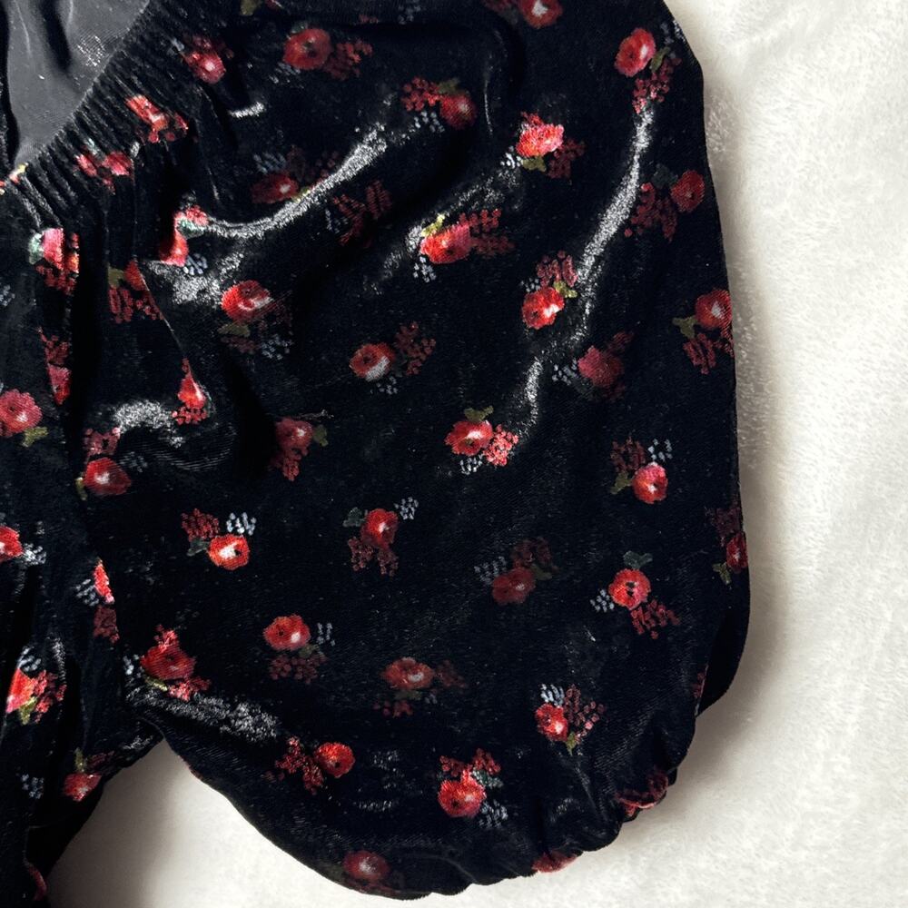 LOFT Black Velvet Puff-Sleeve Top - Picture 3 of 7